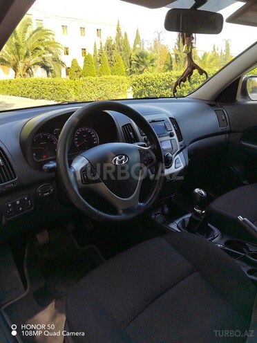Hyundai i30 2010, 250,000 km - 1.6 l - Sumqayıt
