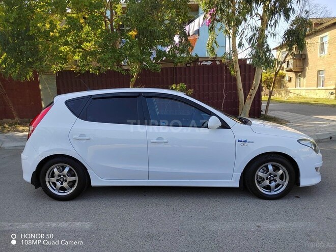Hyundai i30 2010, 250,000 km - 1.6 l - Sumqayıt