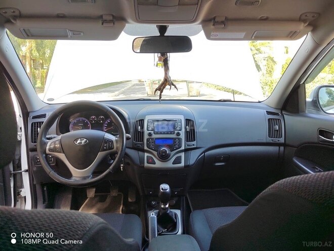 Hyundai i30 2010, 250,000 km - 1.6 l - Sumqayıt