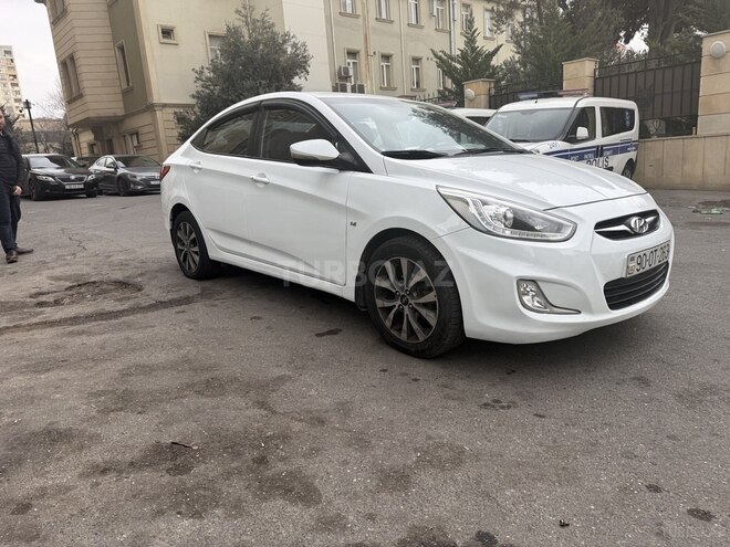 Hyundai Accent 2012, 210,229 km - 1.6 л - Bakı