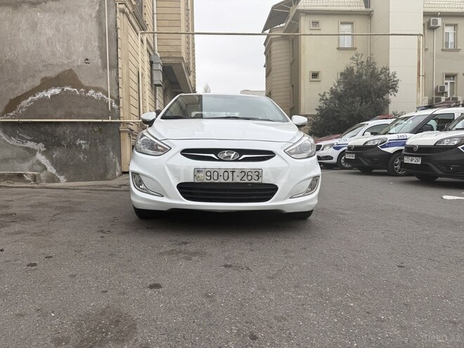 Hyundai Accent 2012, 210,229 km - 1.6 л - Bakı