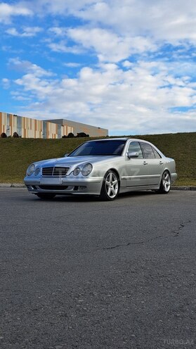 Mercedes E 220 d 2001, 240,000 km - 2.2 l - Bakı
