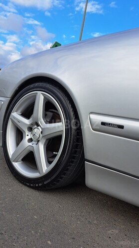 Mercedes E 220 d 2001, 240,000 km - 2.2 l - Bakı