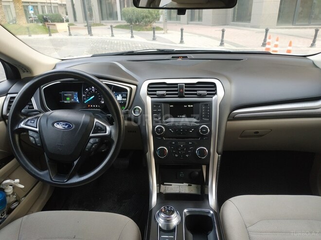Ford Fusion (North America) 2018, 126,968 km - 2.0 l - Bakı