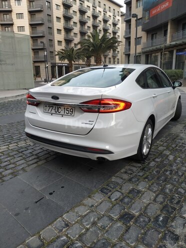 Ford Fusion (North America) 2018, 126,968 km - 2.0 l - Bakı