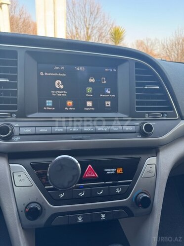 Hyundai Elantra 2017, 110,000 km - 2.0 l - Tovuz