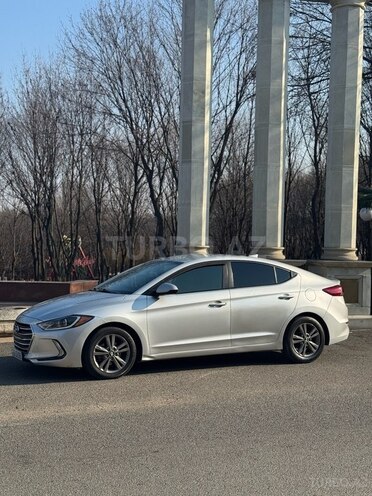 Hyundai Elantra 2017, 110,000 km - 2.0 l - Tovuz