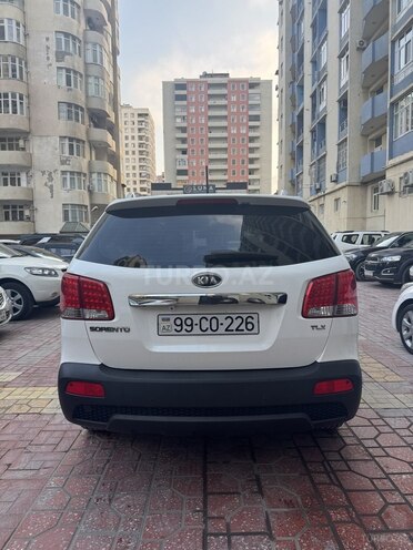 Kia Sorento 2010, 245,000 km - 2.0 l - Bakı