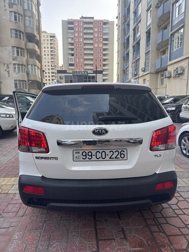 Kia Sorento 2010, 245,000 km - 2.0 l - Bakı