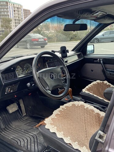 Mercedes 190 1991, 330,000 km - 2.0 l - Bakı