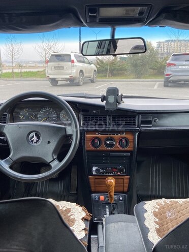 Mercedes 190 1991, 330,000 km - 2.0 l - Bakı