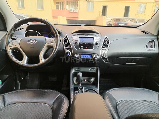 Hyundai ix35 2010, 220,000 km - 2.0 l - Bakı
