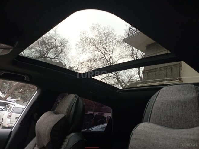 Geely Coolray-10