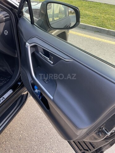Toyota RAV4 2018, 126,000 km - 2.0 l - Bakı