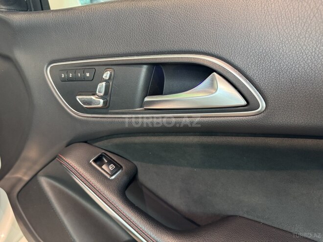Mercedes CLA 200 2018, 31,300 km - 1.6 l - Bakı