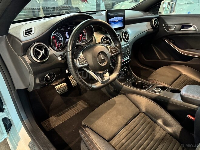 Mercedes CLA 200 2018, 31,300 km - 1.6 l - Bakı