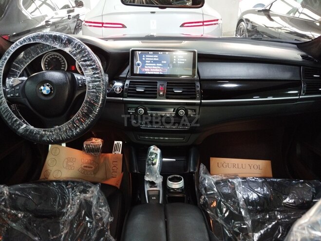 BMW X6 M-16