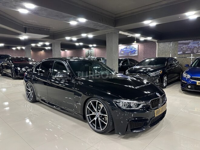 BMW 330-2