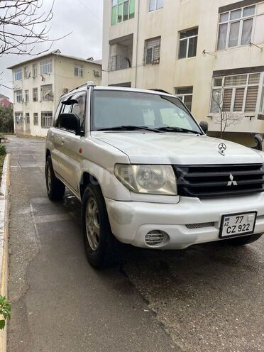 Mitsubishi Pajero io 2001, 260,000 km - 2.0 л - Bakı