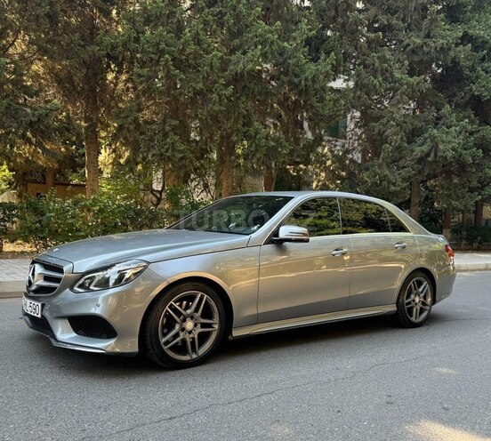 Mercedes E 200 d 2013, 243,000 km - 2.2 л - Bakı