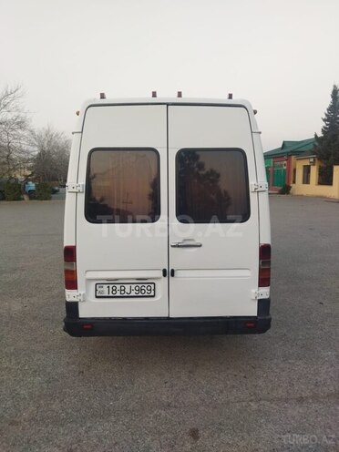 Mercedes Sprinter 412 2000, 438,377 km - 2.9 l - Şirvan