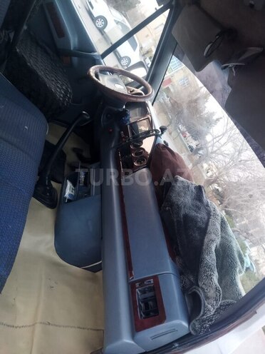 Mercedes Sprinter 412 2000, 438,377 km - 2.9 l - Şirvan