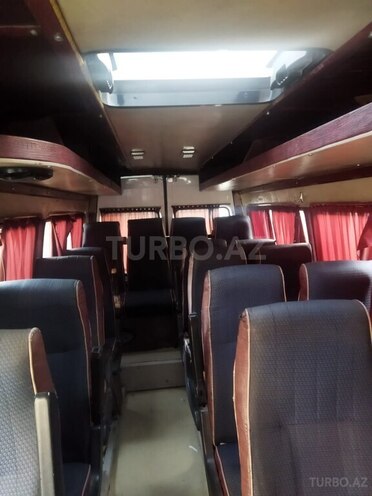 Mercedes Sprinter 412 2000, 438,377 km - 2.9 l - Şirvan