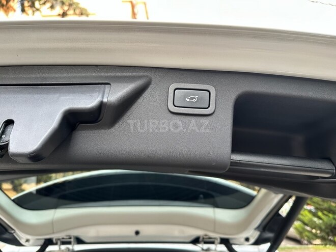 Land Rover Discovery Sport 2015, 92,000 km - 2.0 l - Bakı