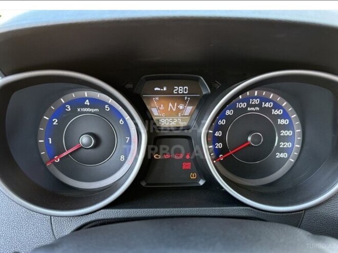 Hyundai Elantra 2015, 190,500 km - 1.6 л - Bakı