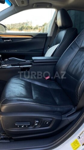 Lexus ES 300h 2015, 172,000 km - 2.5 l - Bakı