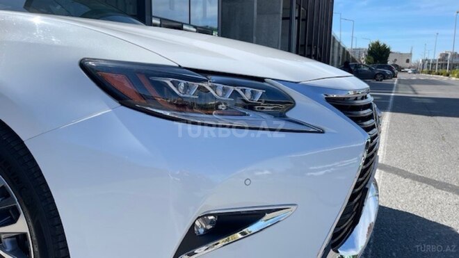 Lexus ES 300h 2015, 172,000 km - 2.5 l - Bakı