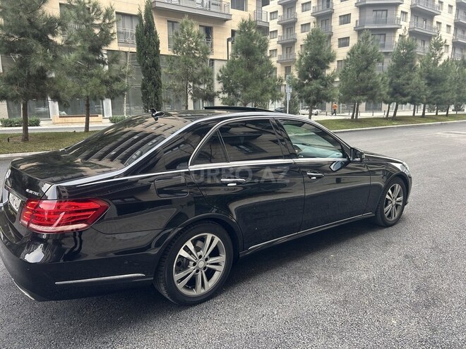 Mercedes E 220 d 2016, 186,000 km - 2.2 l - Saatlı