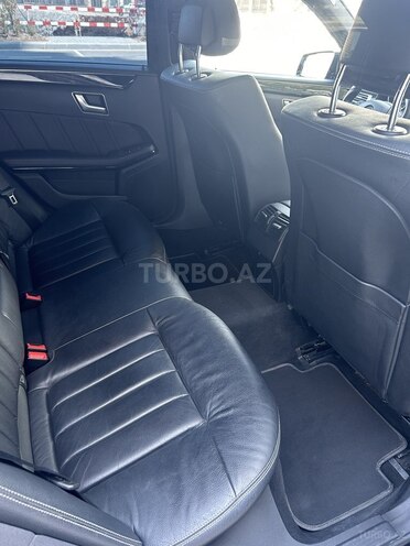 Mercedes E 220 d 2016, 186,000 km - 2.2 l - Saatlı