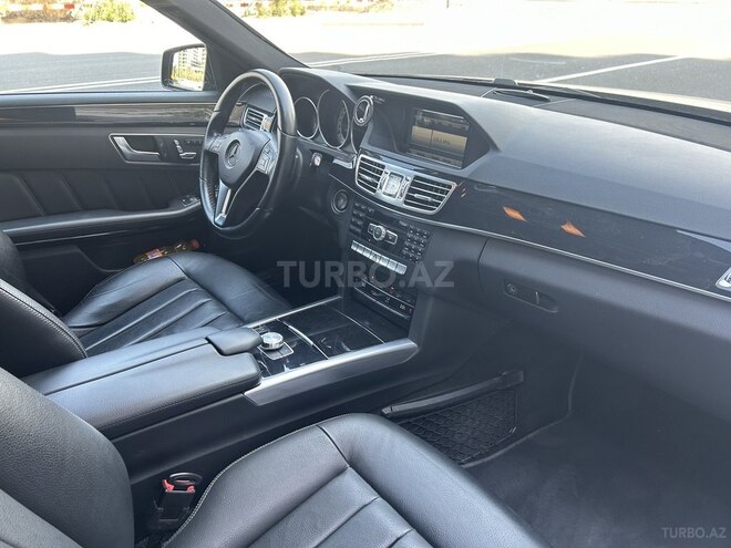 Mercedes E 220 d 2016, 186,000 km - 2.2 l - Saatlı