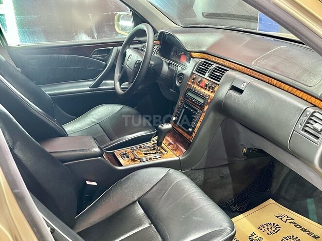 Mercedes E 240 2000, 275,950 km - 2.4 l - Sumqayıt