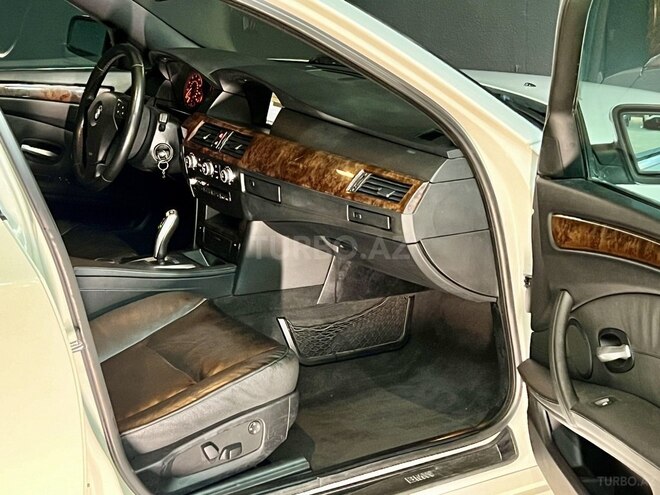 BMW 530-14