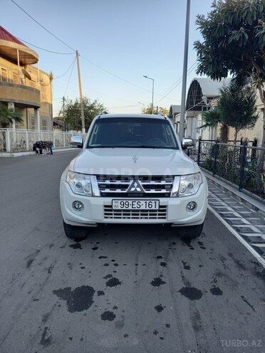 Mitsubishi Pajero 2013, 165,000 km - 3.0 л - Sumqayıt