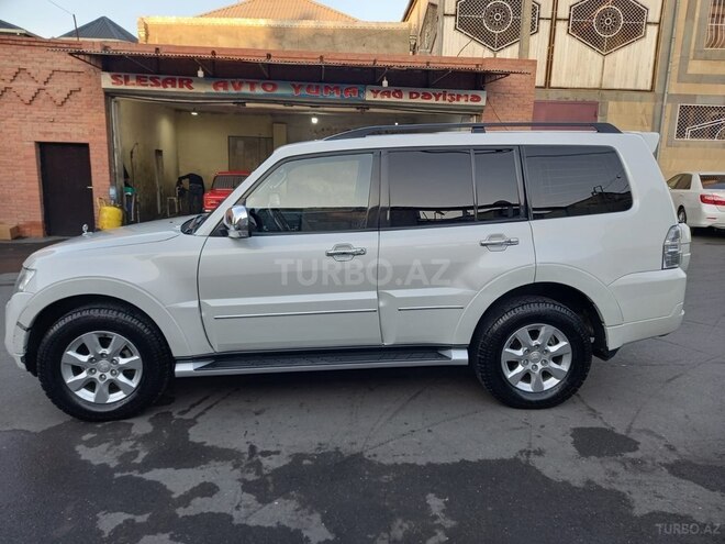Mitsubishi Pajero 2013, 165,000 km - 3.0 л - Sumqayıt