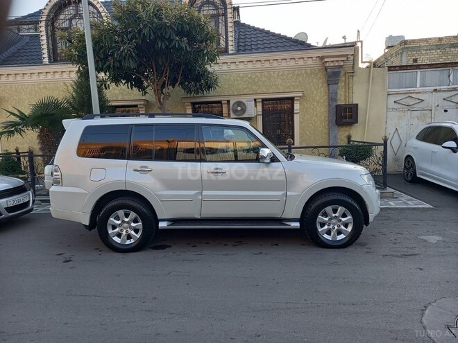 Mitsubishi Pajero 2013, 165,000 km - 3.0 л - Sumqayıt