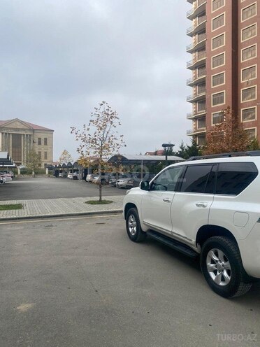 Toyota Land Cruiser Prado 2010, 227,000 km - 2.7 l - Quba