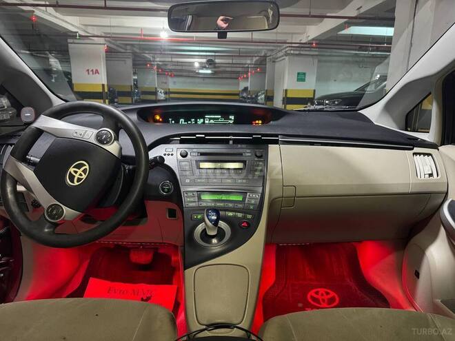 Toyota Prius 2010, 327,300 km - 1.8 л - Bakı
