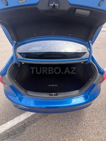 Hyundai Elantra 2017, 160,000 km - 2.0 л - Bakı