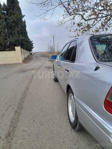 Mercedes C 220 1995, 220,000 km - 2.2 л - Ağstafa