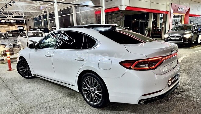 Hyundai Grandeur-19