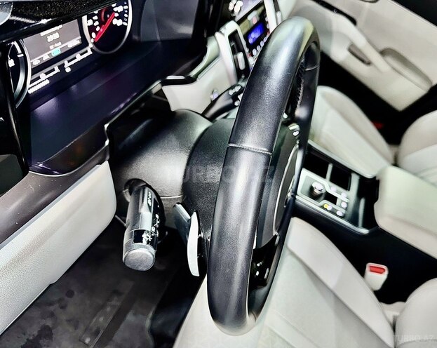 Kia Sorento-46