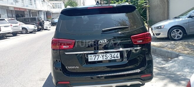 Kia Carnival 2019, 200,000 km - 2.2 l - Bakı