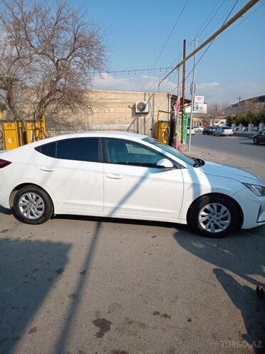 Hyundai Elantra 2019, 72,300 km - 2.0 л - Bakı