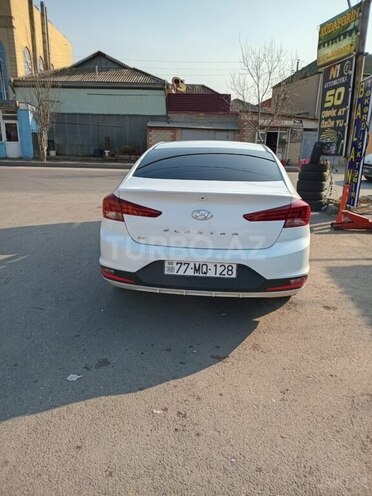 Hyundai Elantra 2019, 72,300 km - 2.0 л - Bakı