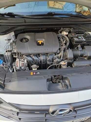 Hyundai Elantra 2019, 72,300 km - 2.0 л - Bakı