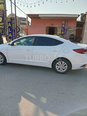 Hyundai Elantra 2019, 72,300 km - 2.0 л - Bakı